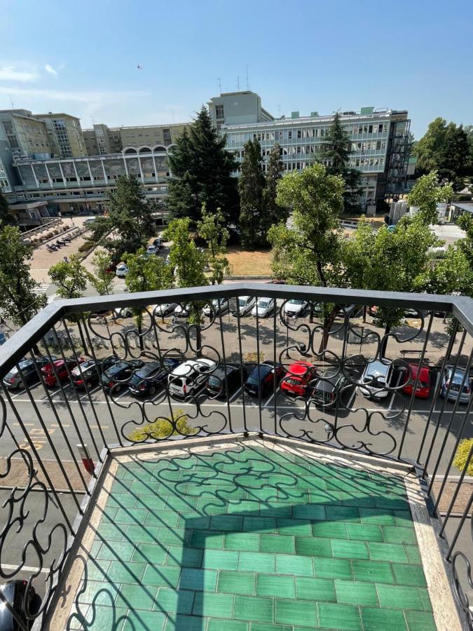 Bnb Il Bicciolano 2 - Bilocale Fronte Ospedale Vercelli Exterior foto